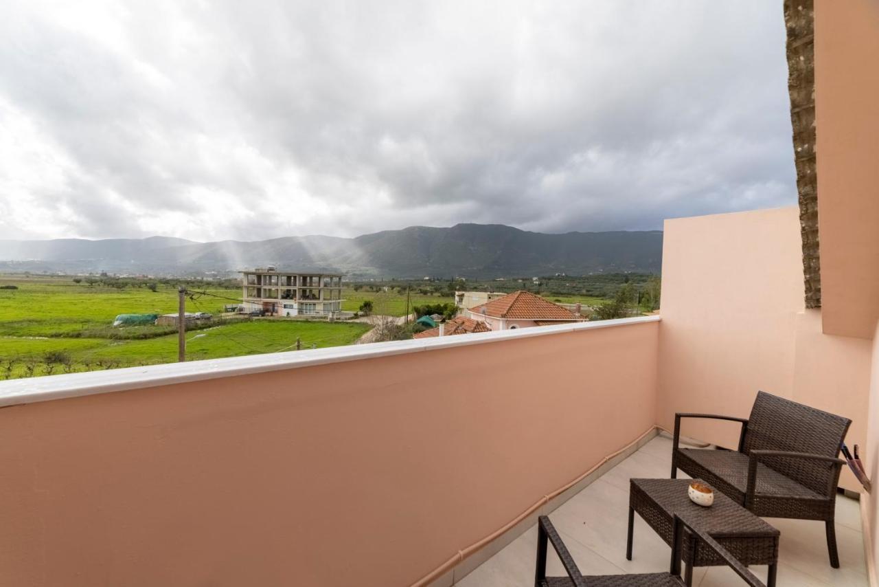Gold Olive Suites Alykanas  Eksteriør billede